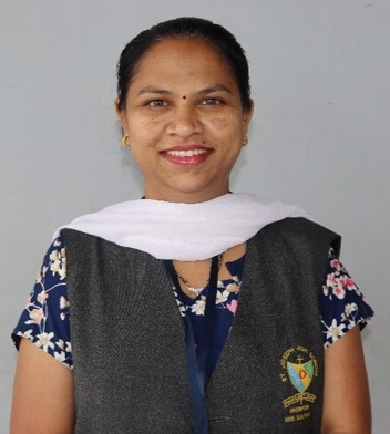 Mrs. Savita Vanjare, primary teacher at St Joseph High School Ghorpadi